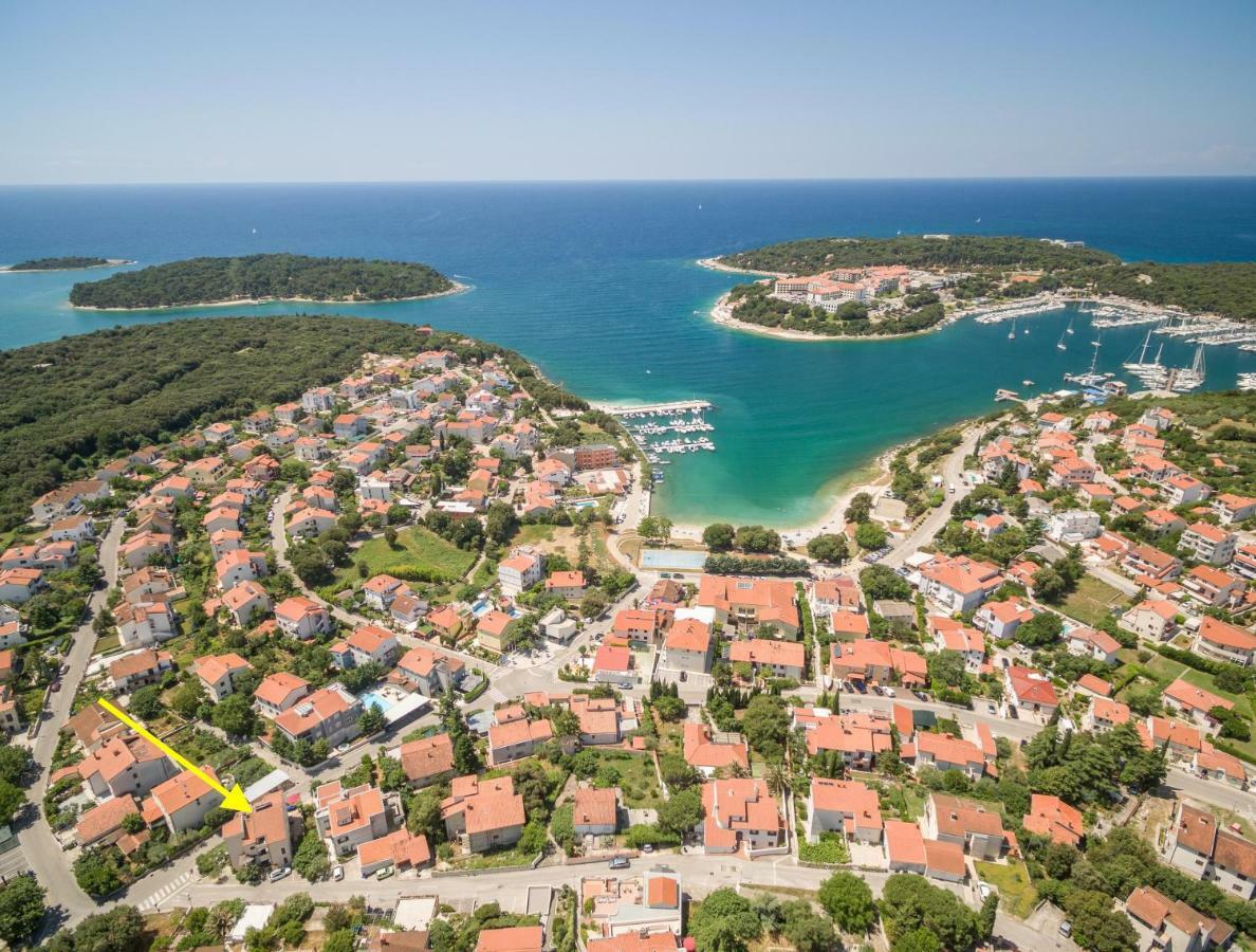 Apartment Tina By The Beach Pjescana Uvala Luaran gambar