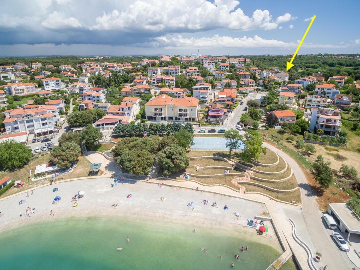 Apartment Tina By The Beach Pjescana Uvala Luaran gambar